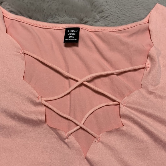 Pink top - Picture 2 of 4